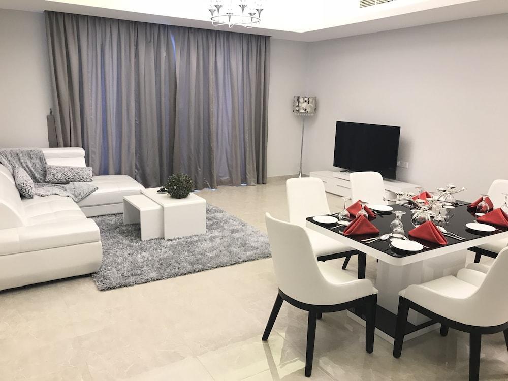 Al Manzil Residence Hidd2 Manamah Buitenkant foto