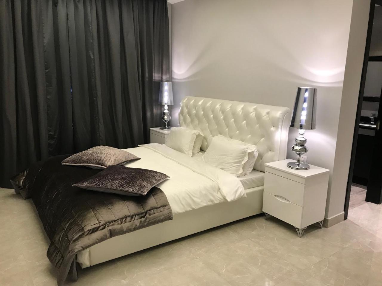 Al Manzil Residence Hidd2 Manamah Buitenkant foto